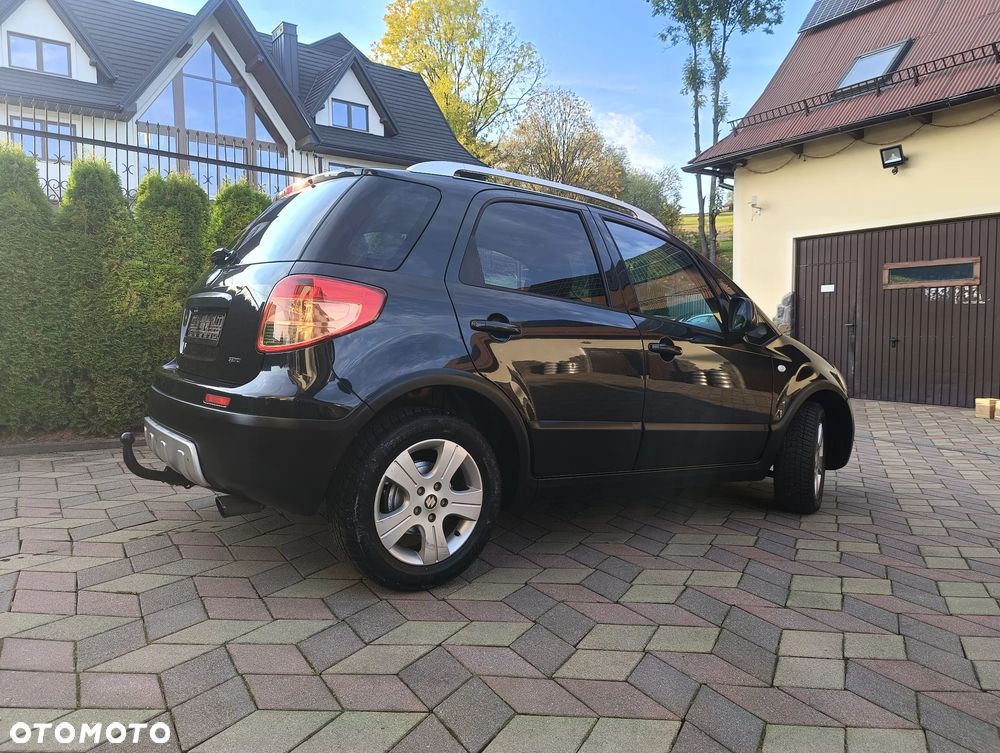 Suzuki SX4 - 4