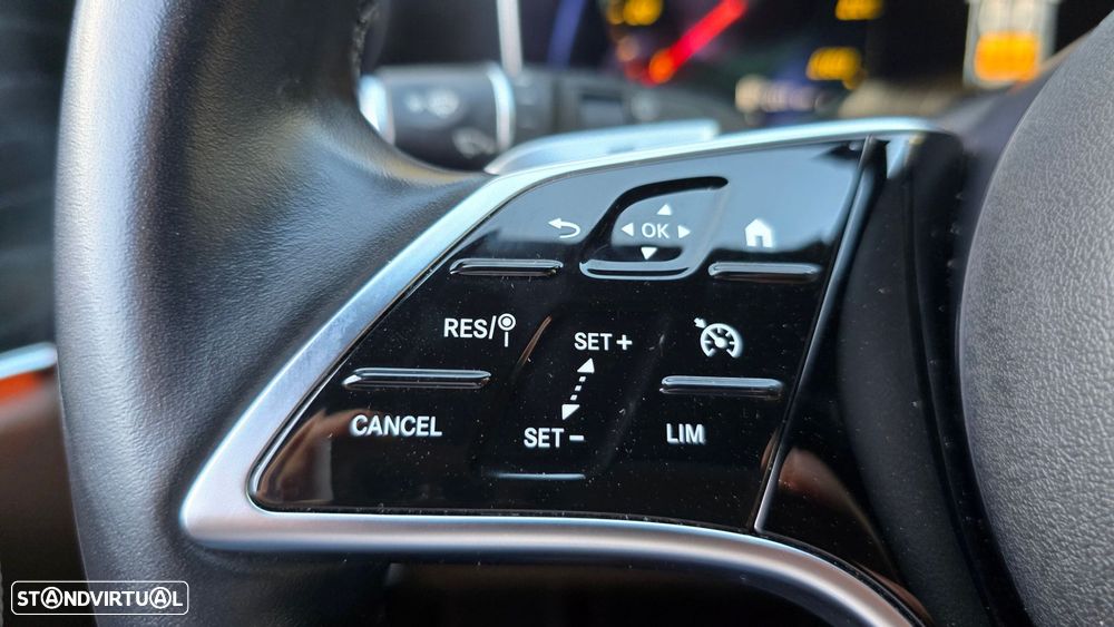 Mercedes-Benz E 220 d Exclusive Line - 16
