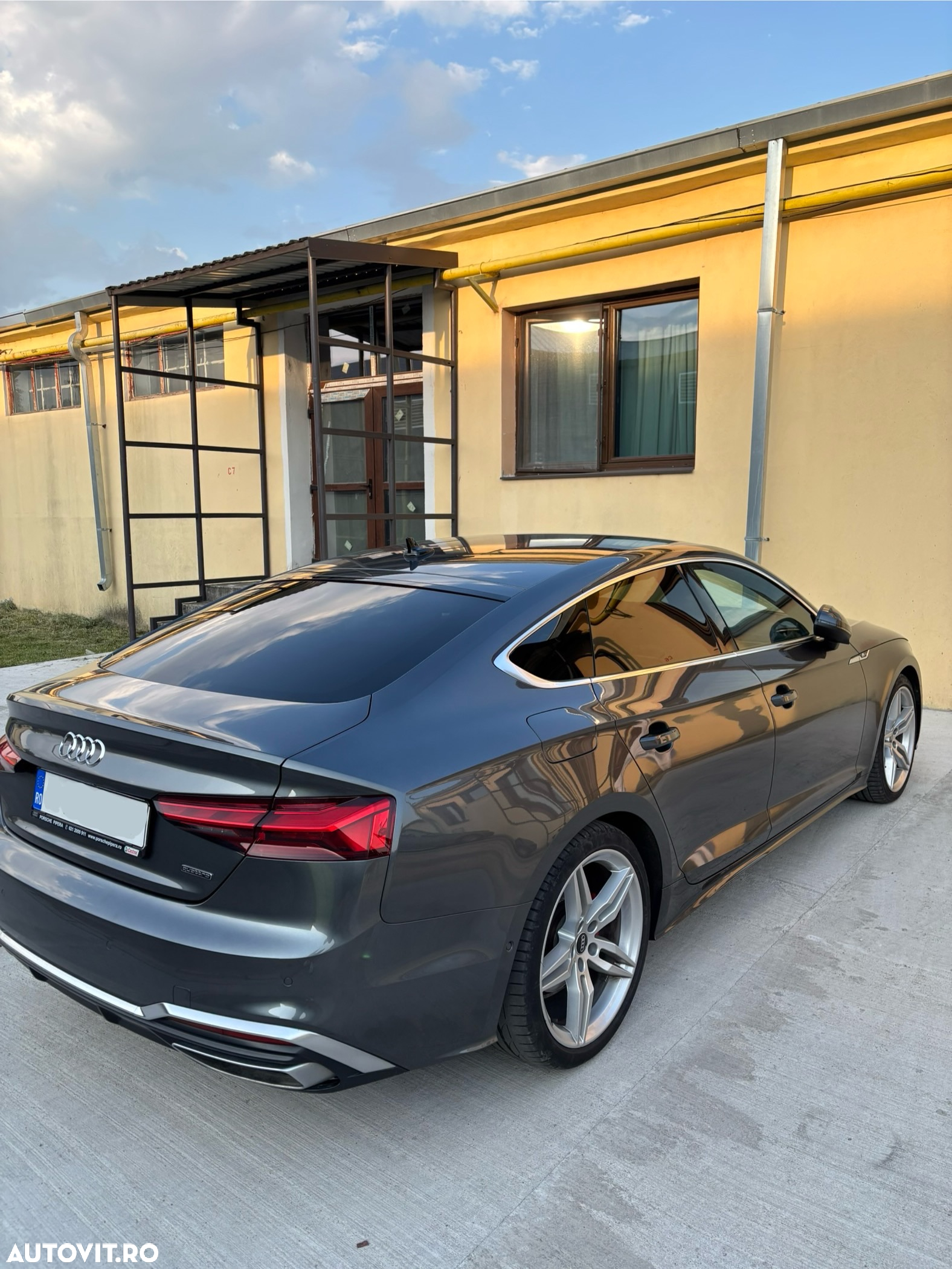Audi A5 Sportback 2.0 40 TDI quattro S tronic MHEV S Line - 4