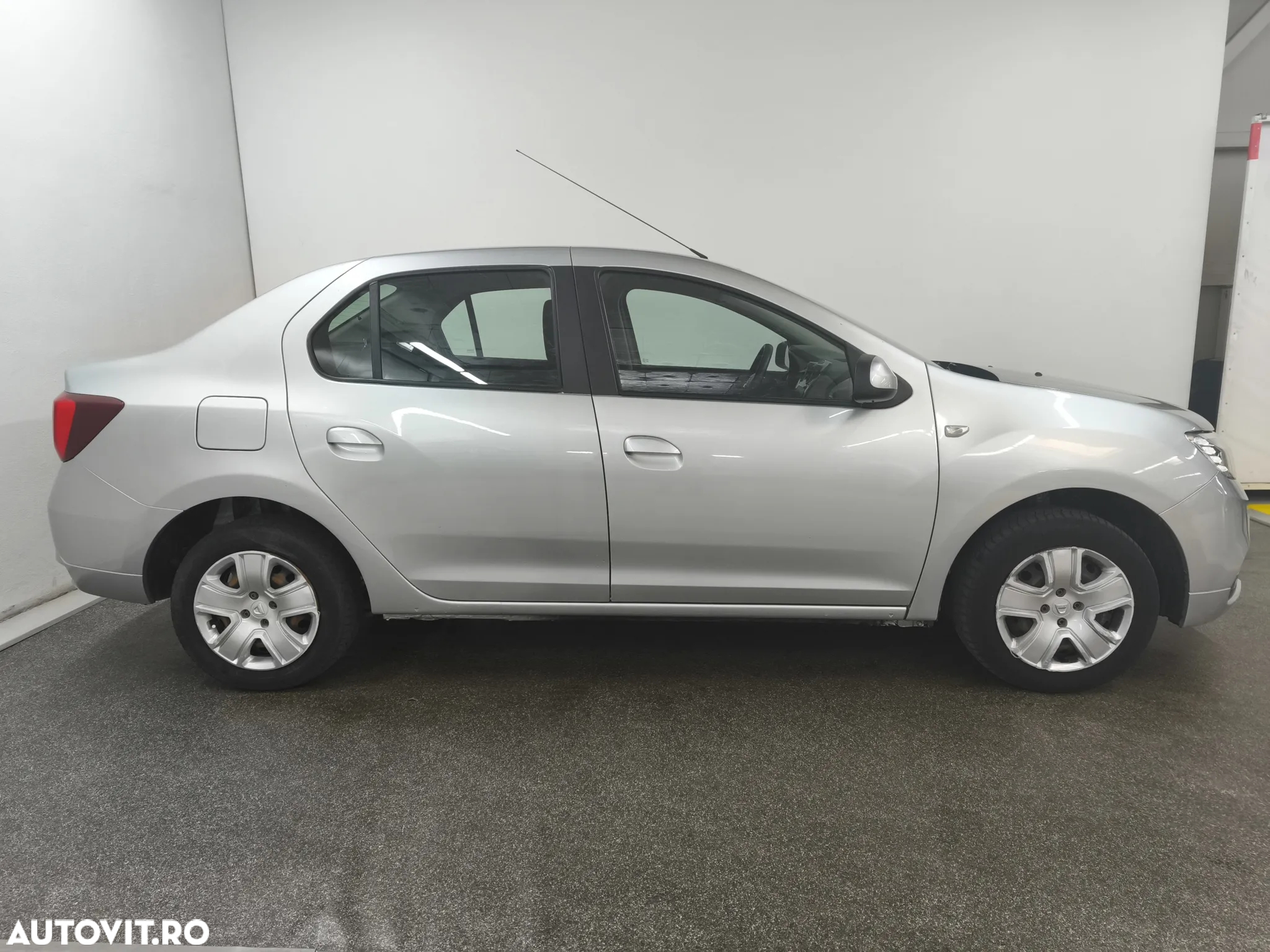 Dacia Logan 1.5 Blue dCi Laureate - 5