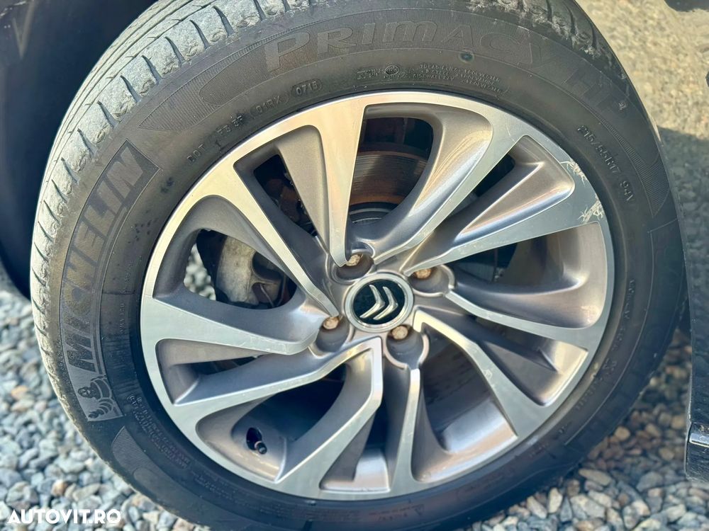 Citroën DS4 PureTech 130 Stop&Start Urban Show - 33