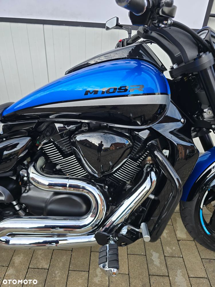 Suzuki Boulevard - 3