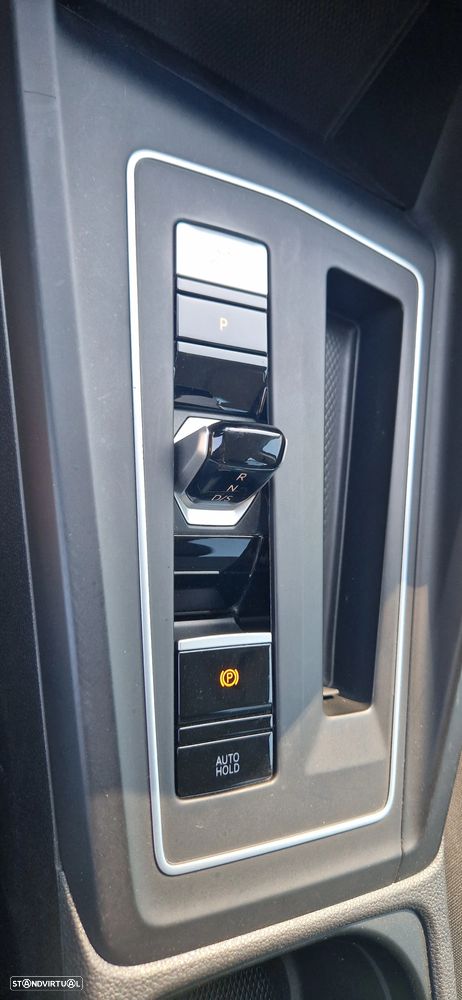 VW Golf 1.0 TSI Confortline DSG - 11