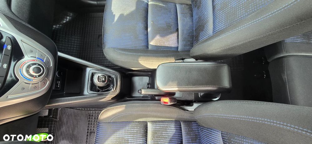 Hyundai ix20 1.6 blue Comfort - 34