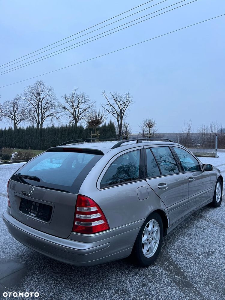 Mercedes-Benz Klasa C 180 Kompressor Avantgarde - 3