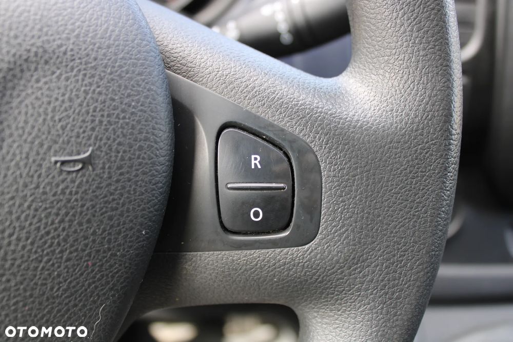 Opel Vivaro - 20