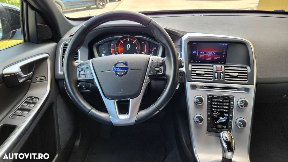 Volvo XC 60 D4 Geartronic Inscription - 16