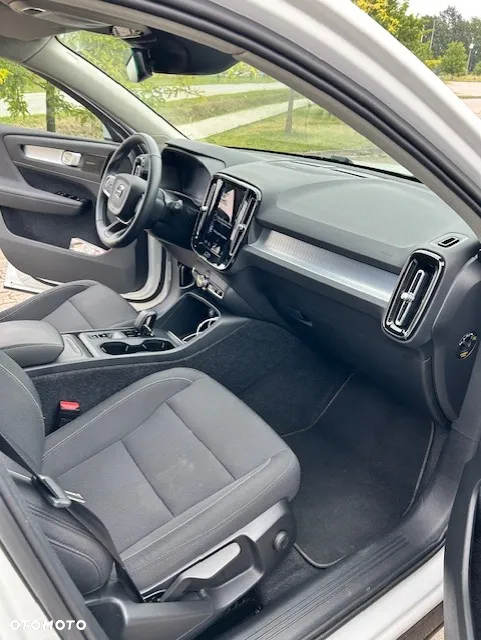 Volvo XC 40 T3 Momentum Pro - 7