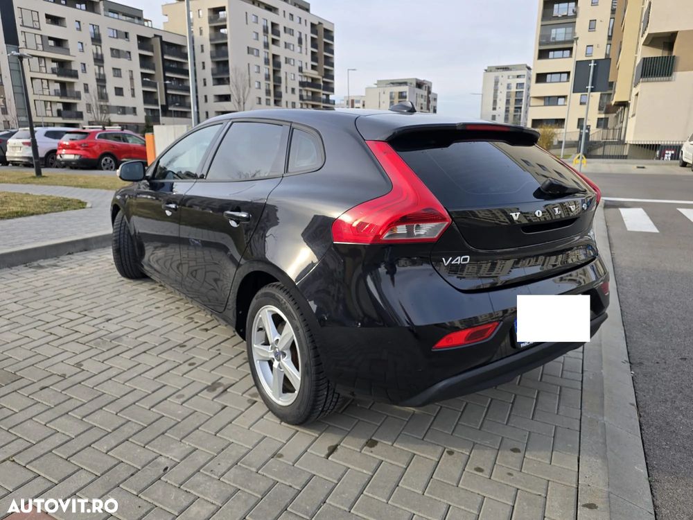 Volvo V40 D2 Aut. Momentum - 5