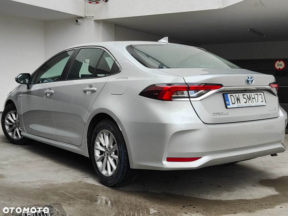 Toyota Corolla - 5