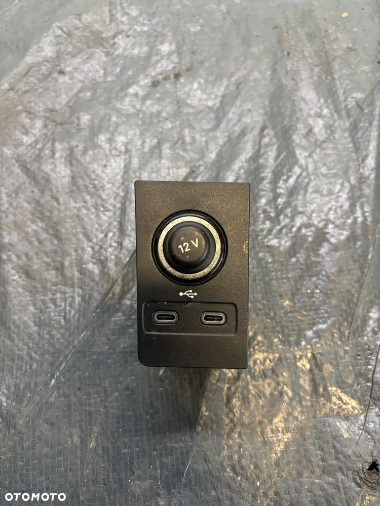 Skoda Kodiaq gniazdo port USB 57C863071C - 1