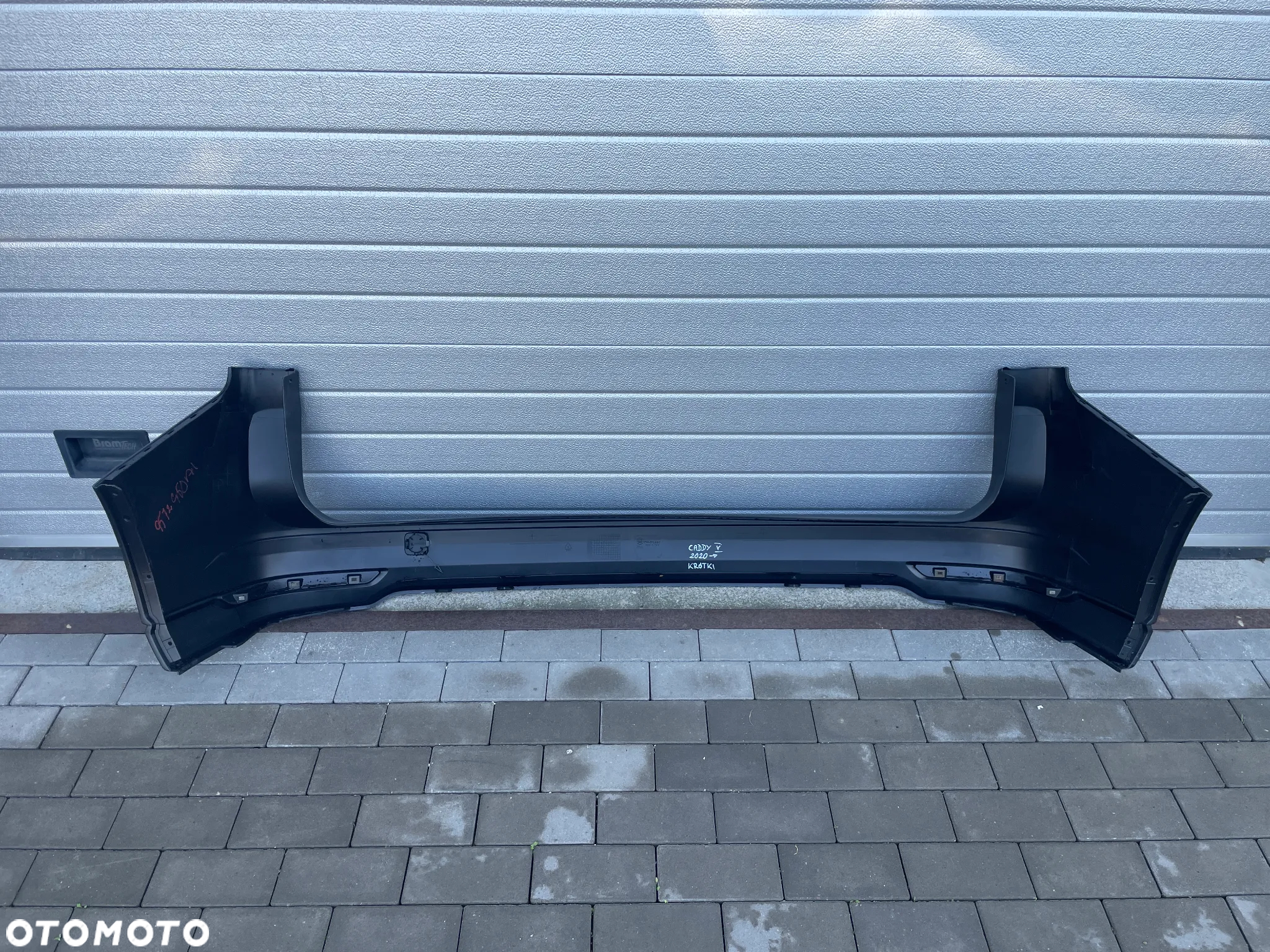 ZDERZAK TYLNY VW CADDY V  2020-- NOWY CZARNY - 4