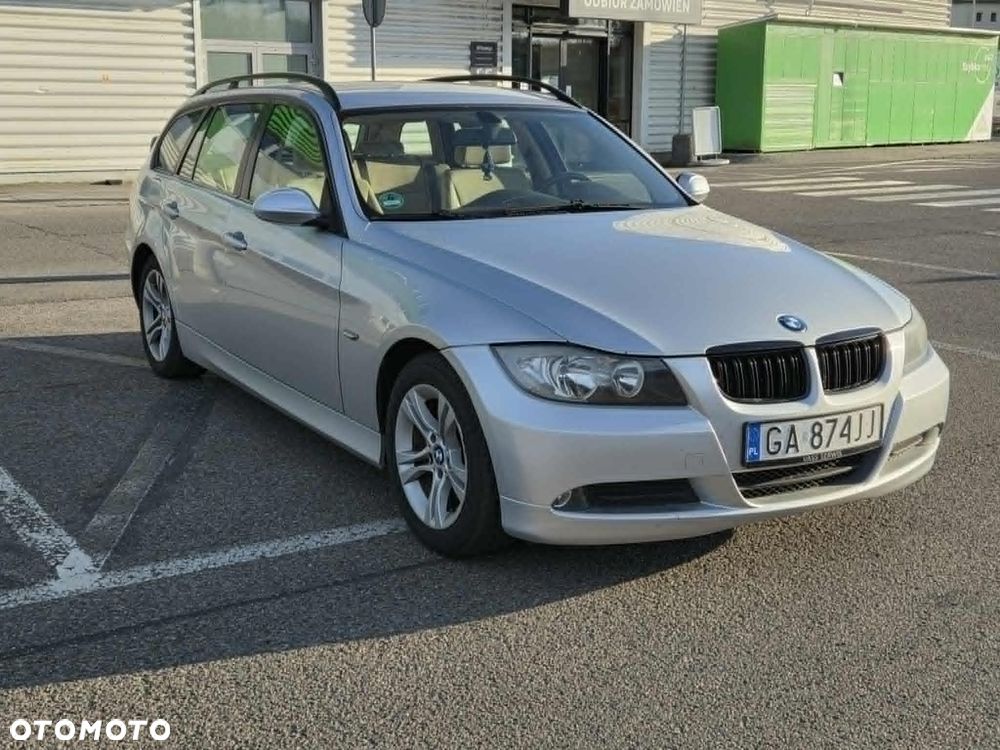 BMW Seria 3 320d DPF - 6