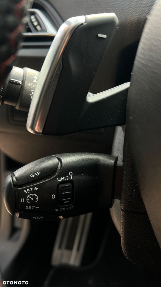 Peugeot 308 1.5 BlueHDi GT S&S EAT8 - 15