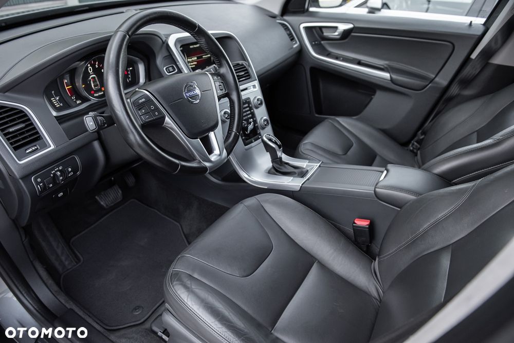 Volvo XC 60 B6 B AWD Geartronic Inscription - 15