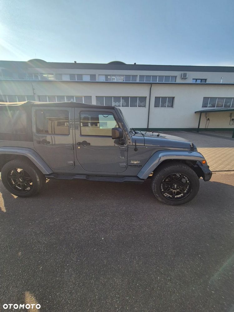 Jeep Wrangler 3.6 Unlim Sahara - 10