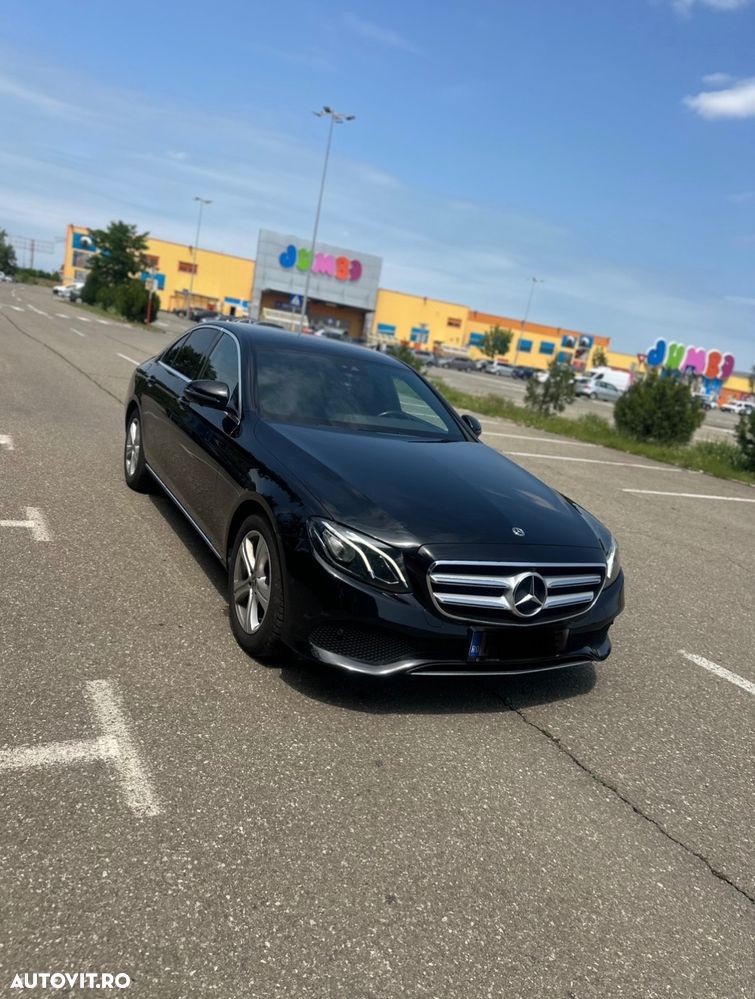 Mercedes-Benz E 220 d Aut. - 1