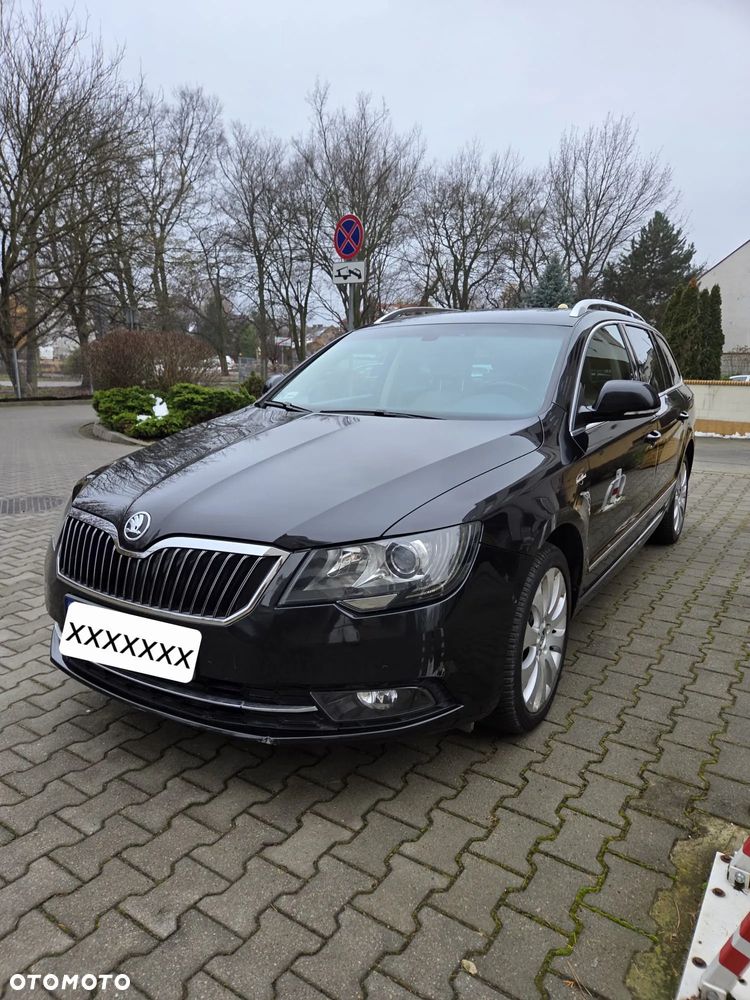 Skoda Superb 2.0 TDI 4x4 L&K DSG - 2