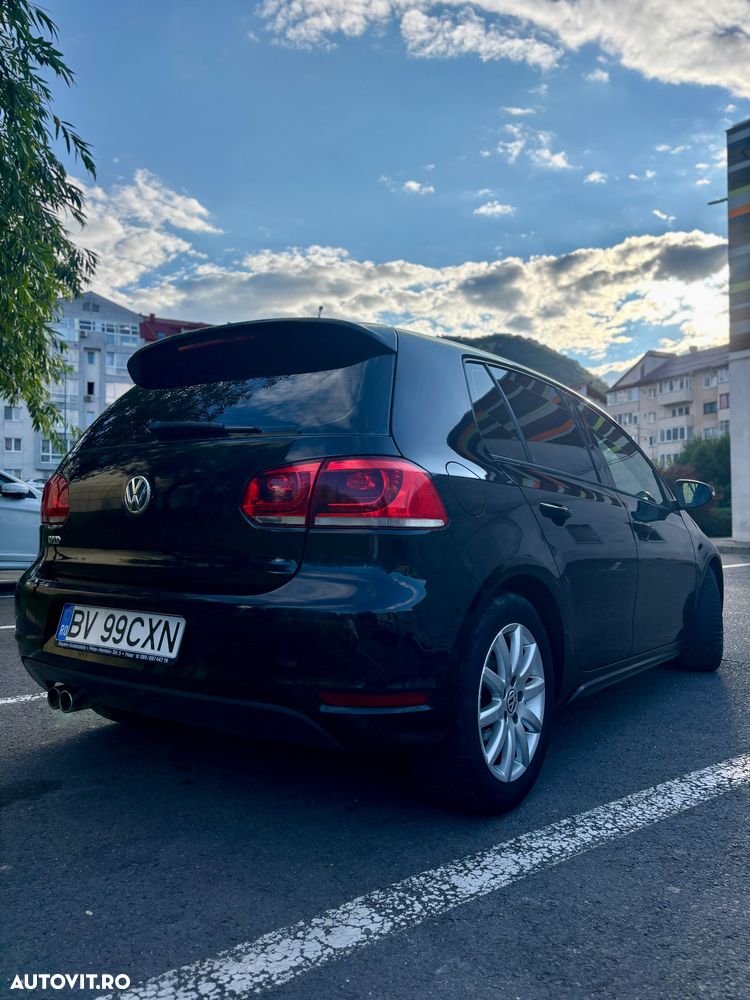 Volkswagen Golf 2.0 DPF GTD DSG - 13