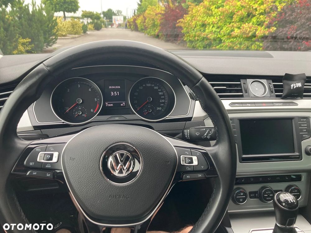 Volkswagen Passat 2.0 TDI BMT Comfortline - 13