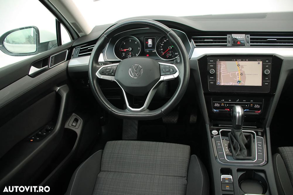 VOLKSWAGEN Passat 2022 — imagine 3