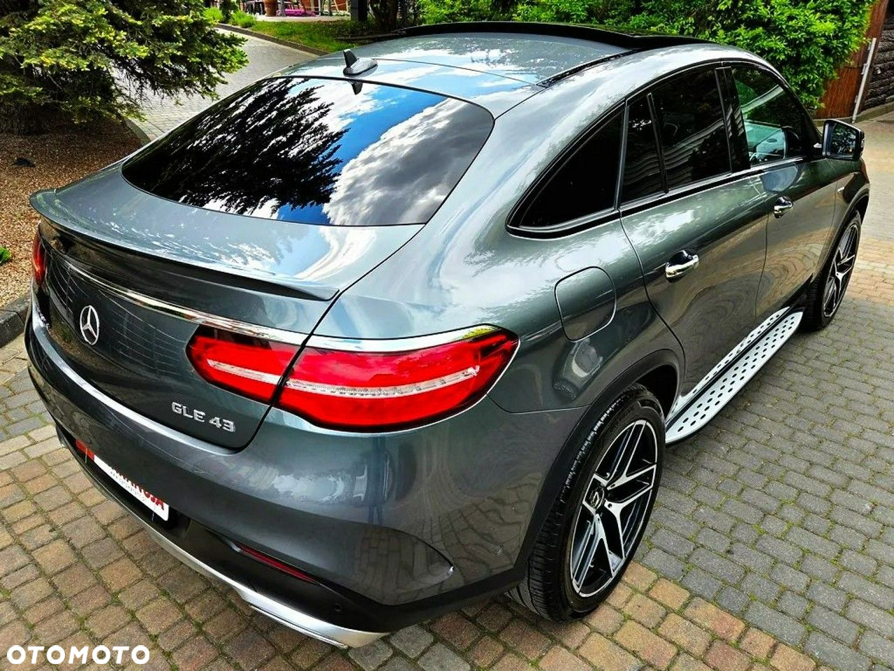 Mercedes-Benz GLE - 37