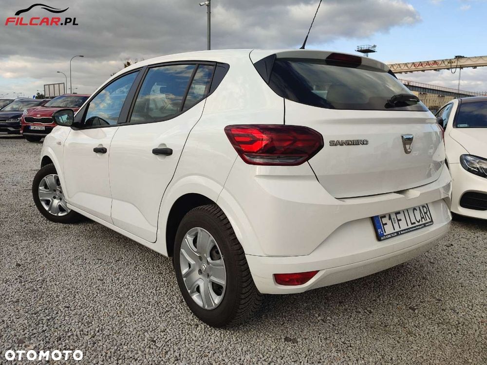 Dacia Sandero - 4