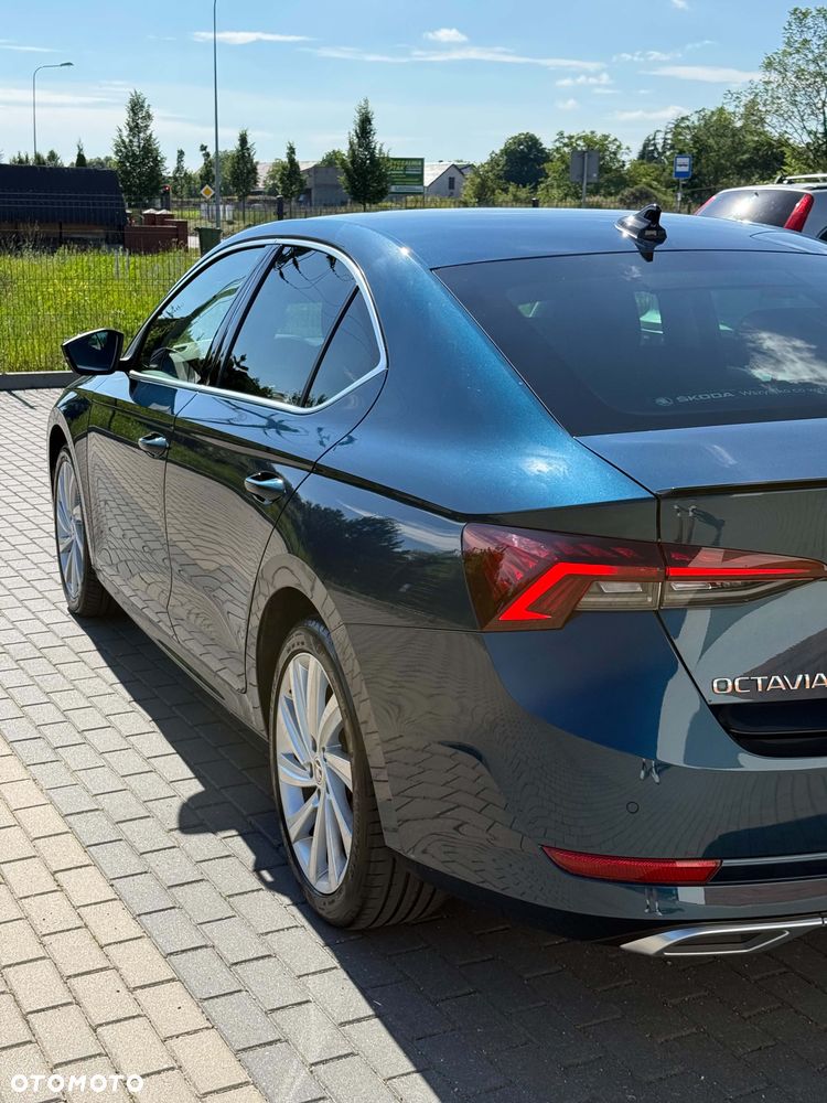 Skoda Octavia 2.0 TDI Style DSG - 23