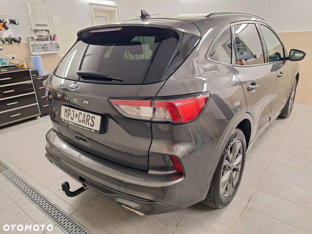 Ford Kuga - 11