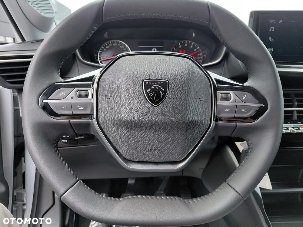 Peugeot 2008 PureTech mHEV Allure e-DCS6 - 15