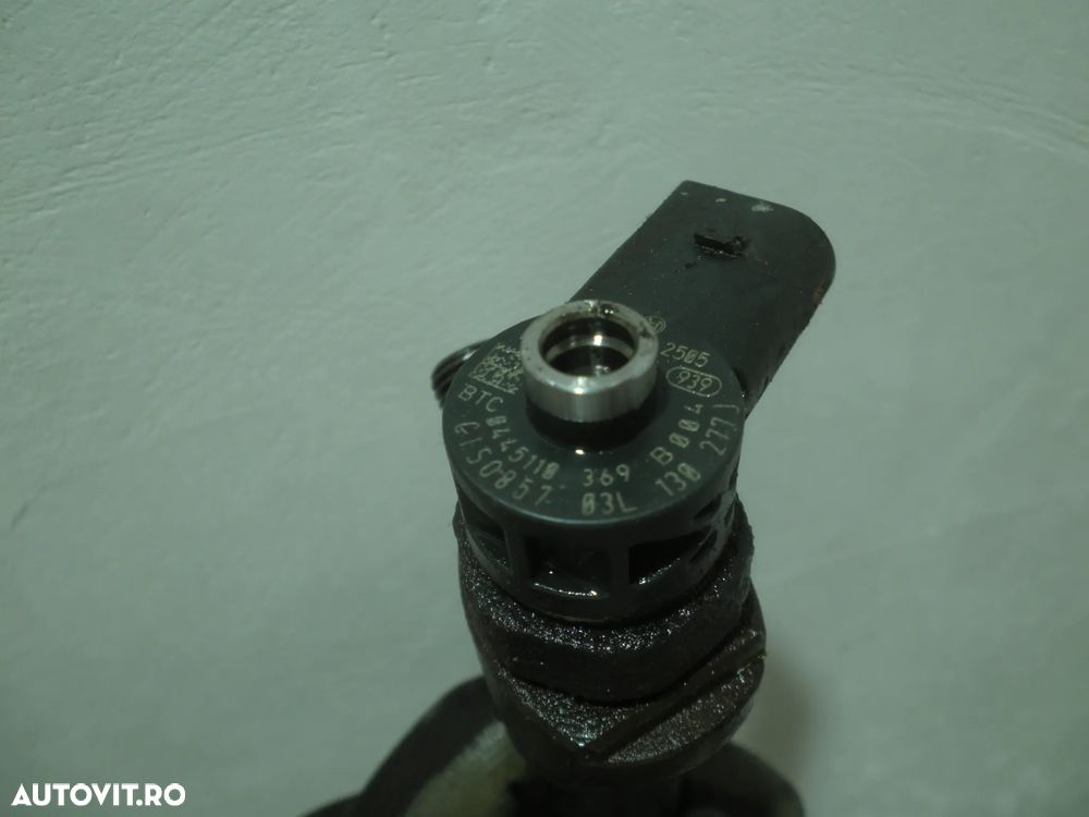 Injectoare VW , Audi , Skoda , Seat, 2.0 TDI 0445110369 03L130277J - 3