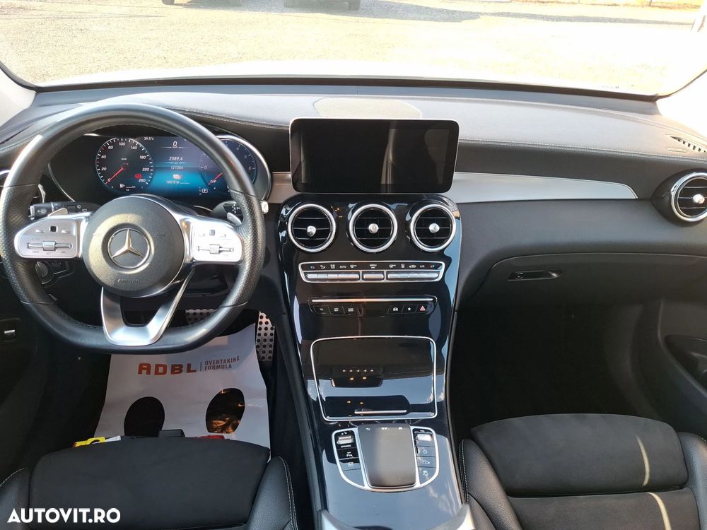 Mercedes-Benz GLC - 12