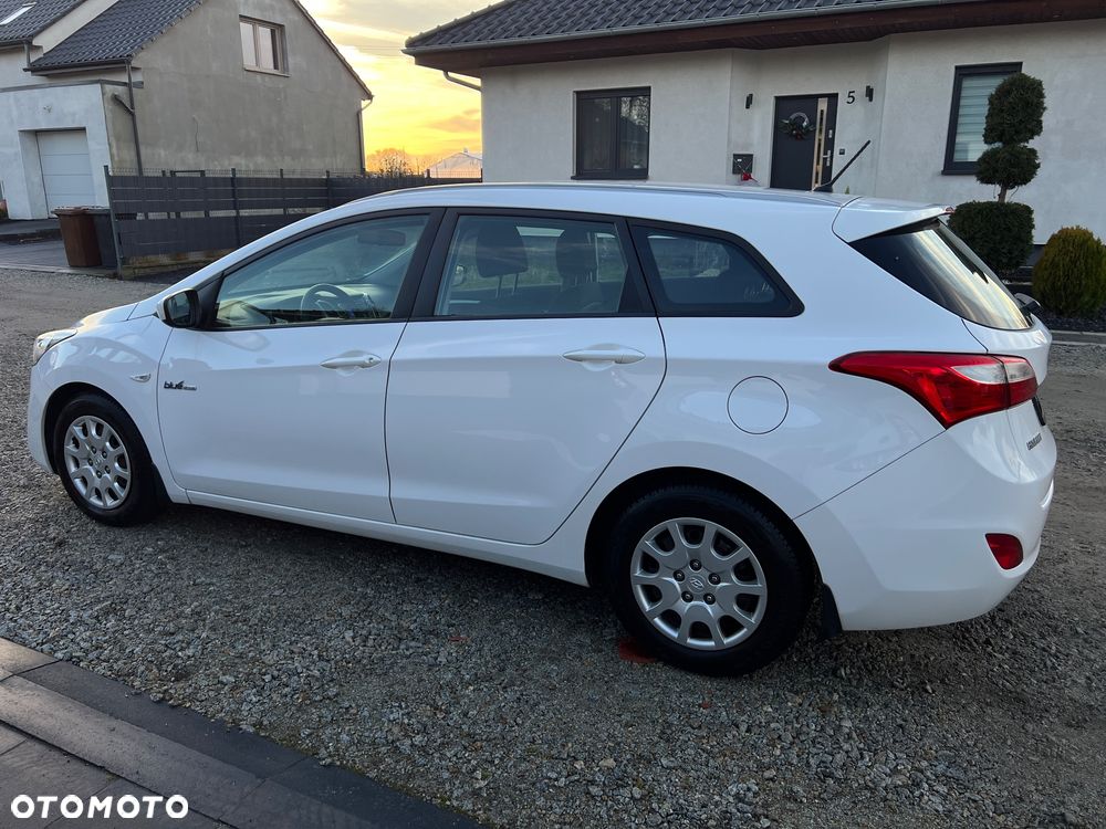 Hyundai i30 1.4 Advantage - 11