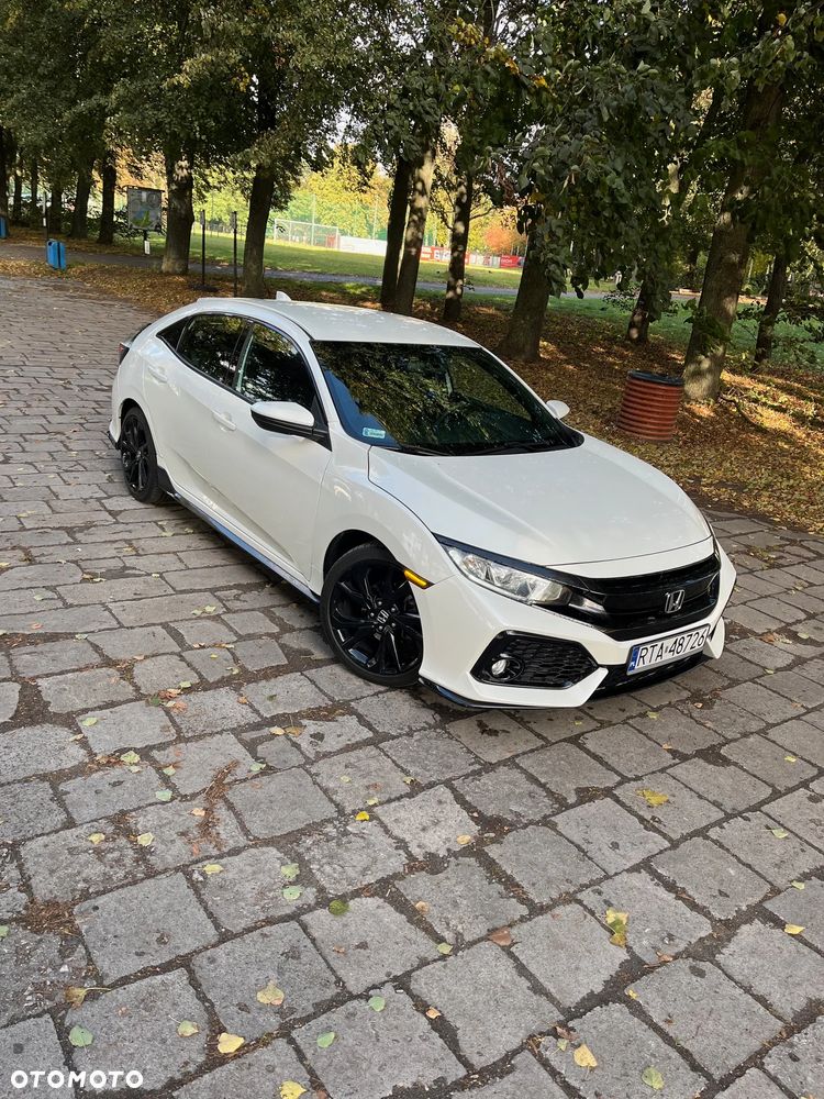 Honda Civic 1.5 i-VTEC Turbo CVT Sport - 3