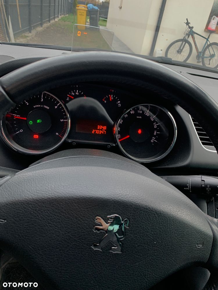 Peugeot 3008 1.6 HDi Trendy - 6