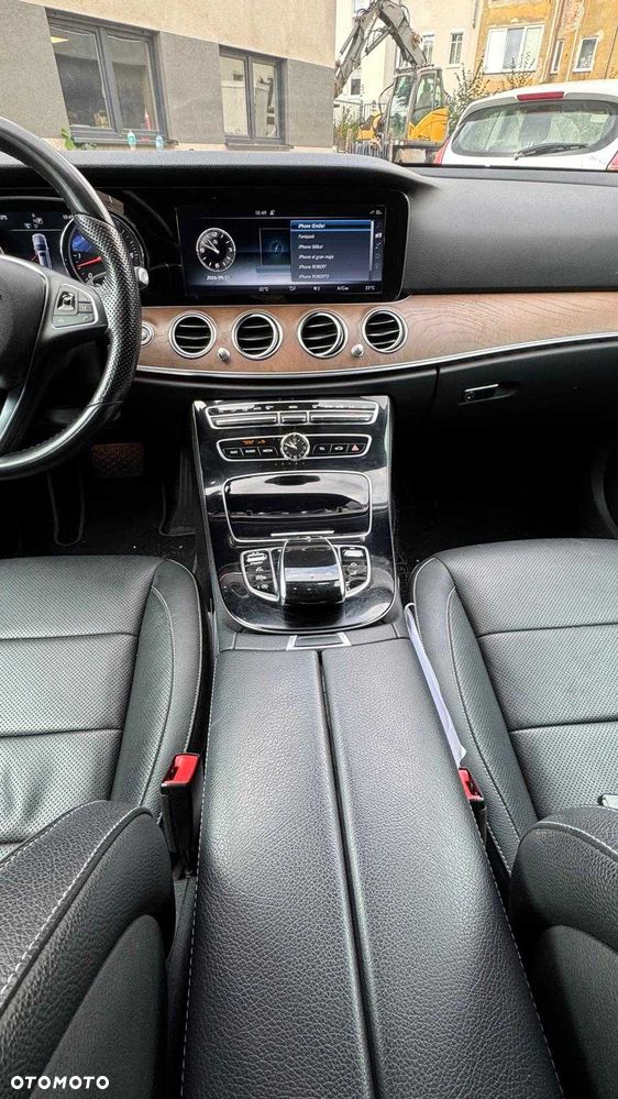 Mercedes-Benz Klasa E - 6