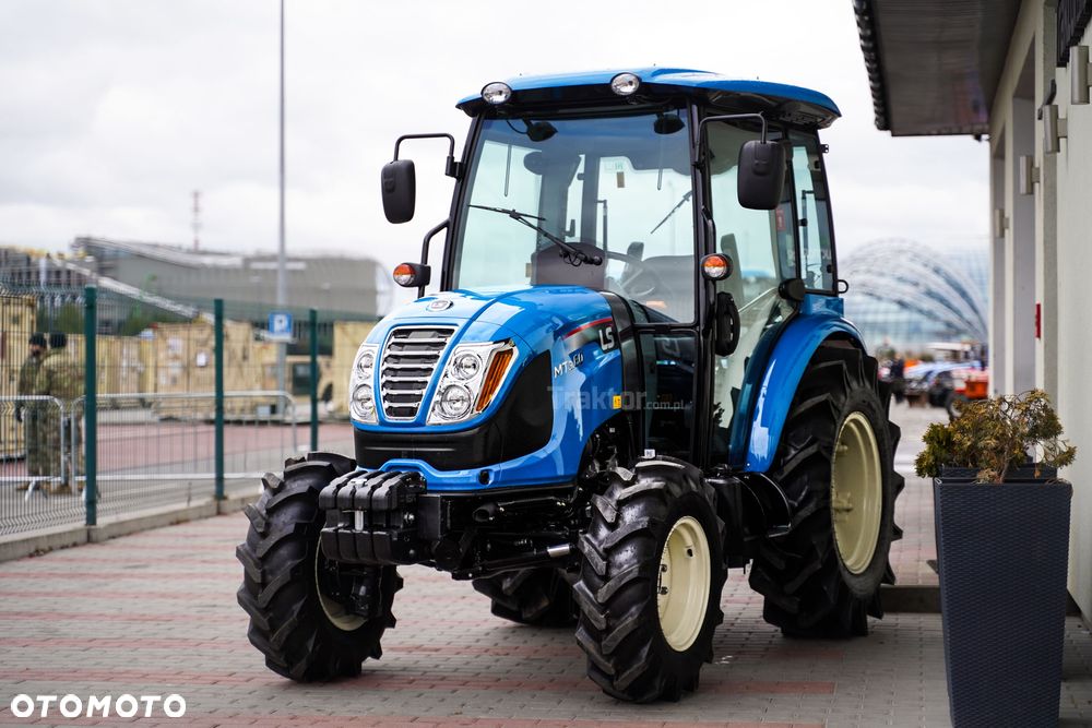 LS Traktor LS MT3.60 MEC CAB 4 x 4 - 57 KM - 12