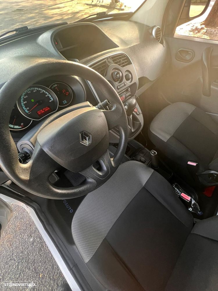 Renault Kangoo Z.E. 33 - 10