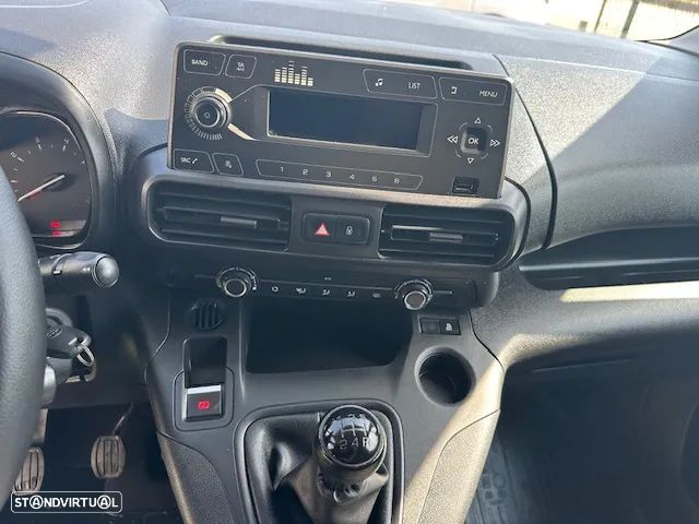 Toyota PROACE CITY 3 LUG. - 11