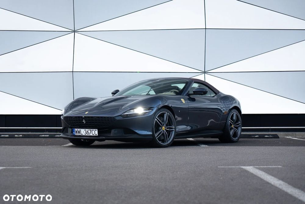 Ferrari Roma Spider 2025