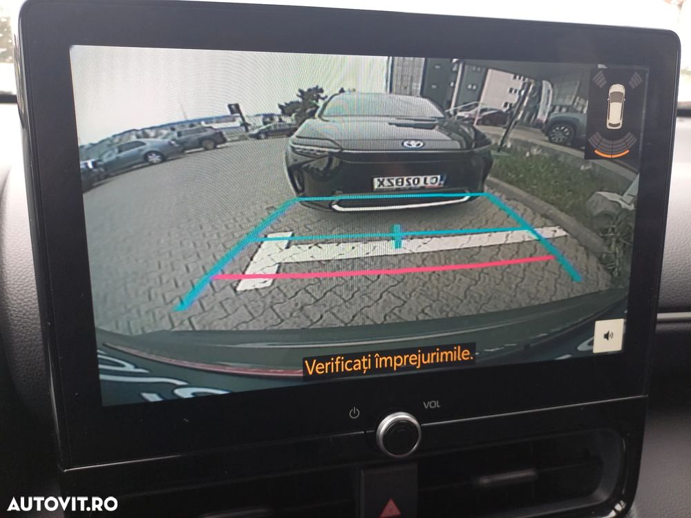 Toyota Yaris 1.5 VVT-i HSD Dynamic Bi-tone - 26