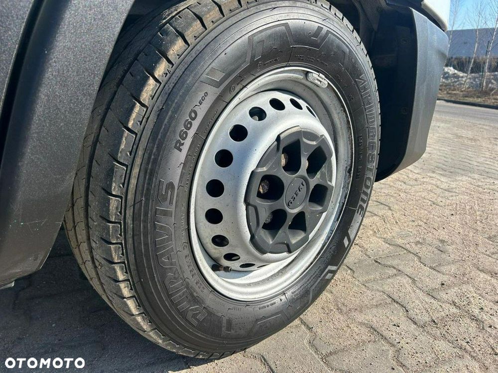 Iveco Daily 35S18 - 22