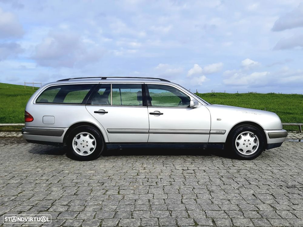 Mercedes-Benz E 220 CDI Elegance - 15