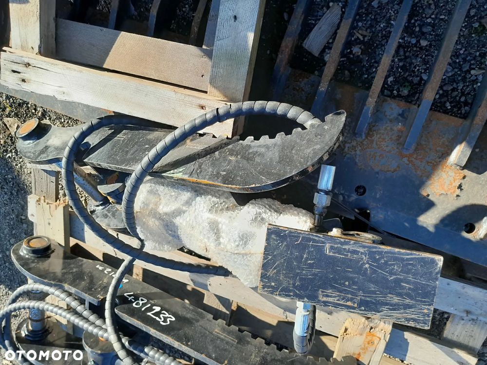 Kciuk hydrauliczny do koparki mini koparki pazur hak chwytający łapa dociskowa chwytak fi40 3-5t NOWY - 9