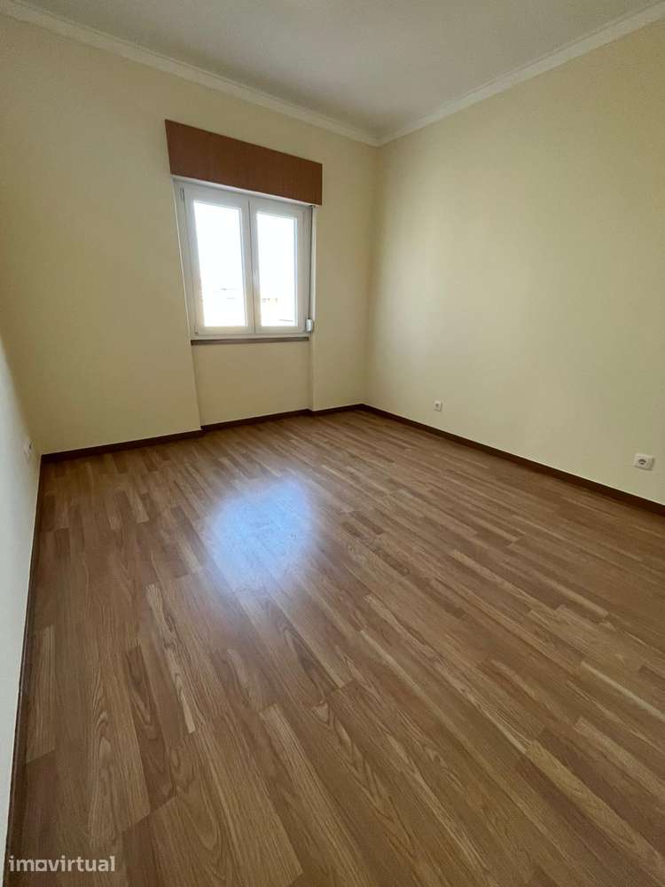 T2 Totalmente Remodelado!! Amadora/ Damaia. - Grande imagem: 5/13
