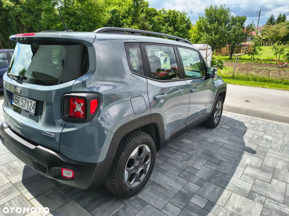Jeep Renegade 1.6 E-TorQ Longitude - 18