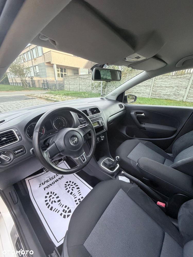 Volkswagen Polo - 14