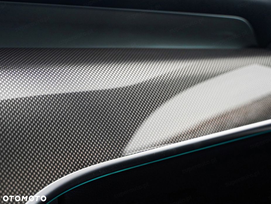 Mercedes-Benz GLC - 15