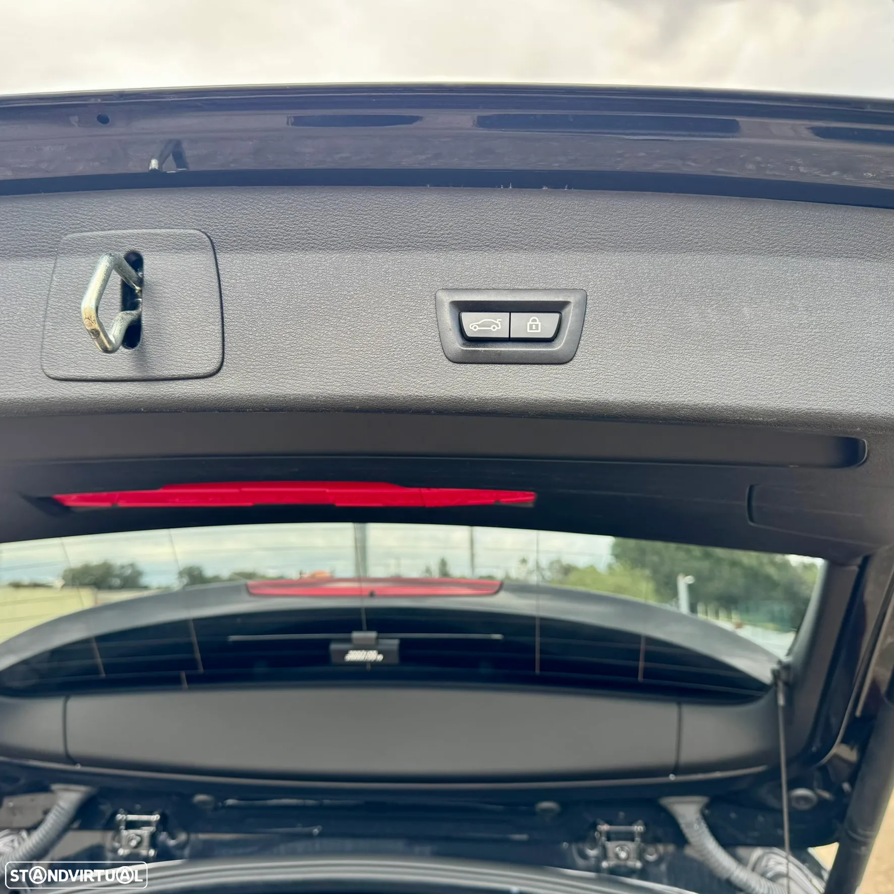 BMW X1 18 d sDrive Line Sport - 32