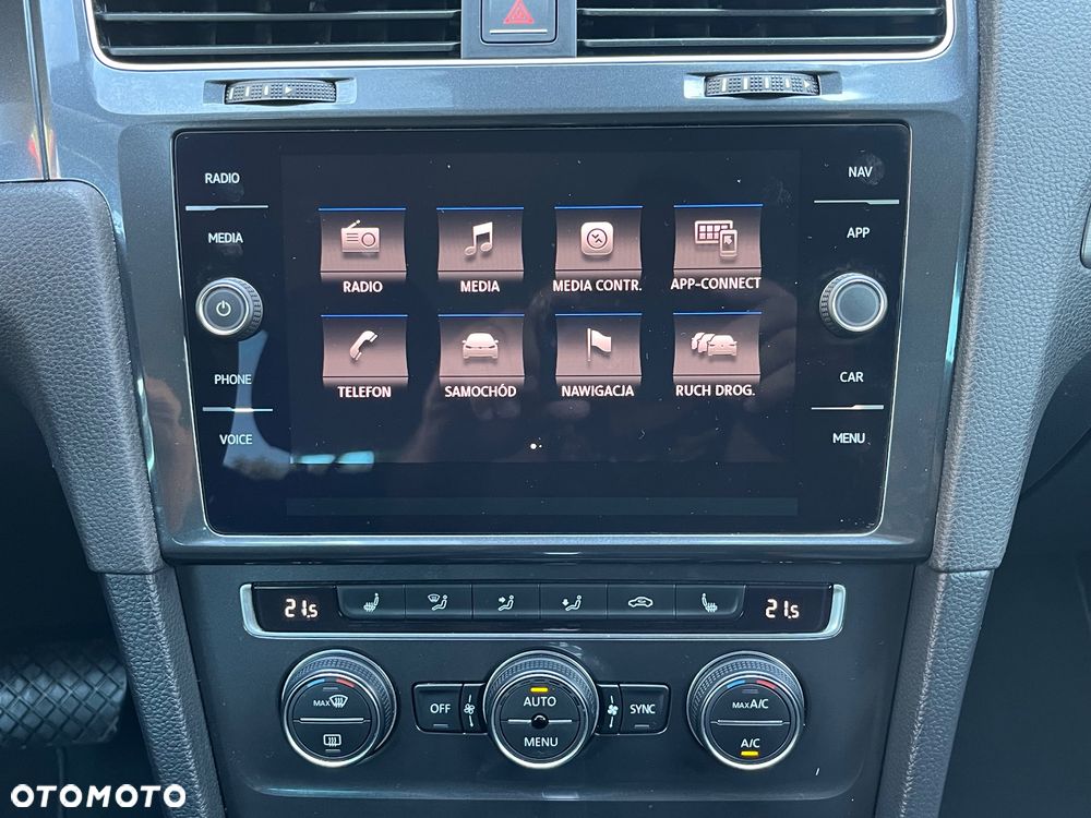 Volkswagen Golf Variant 2.0 TDI (BlueMotion Technology) DSG Comfortline - 16